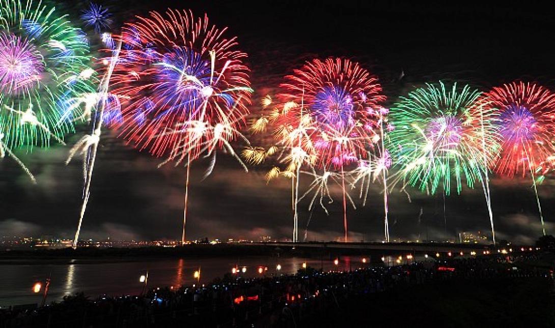 ιαπωνια πυροτεχνηματα