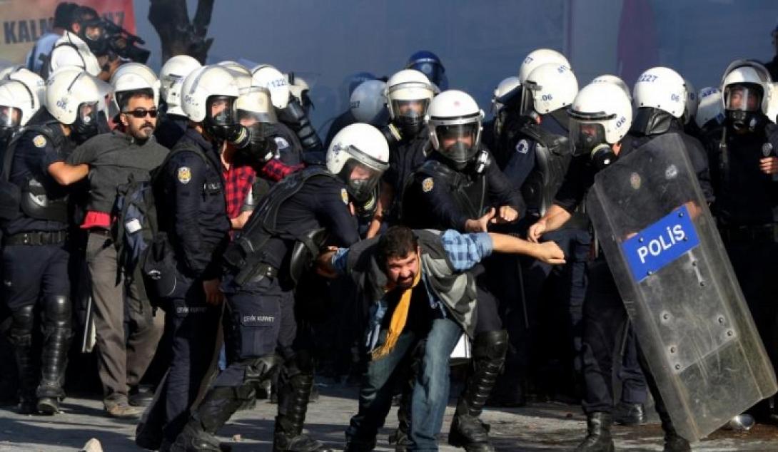 Επίθεση Ε.Ε. στην Τουρκία για τις συλλήψεις δημοσιογράφων