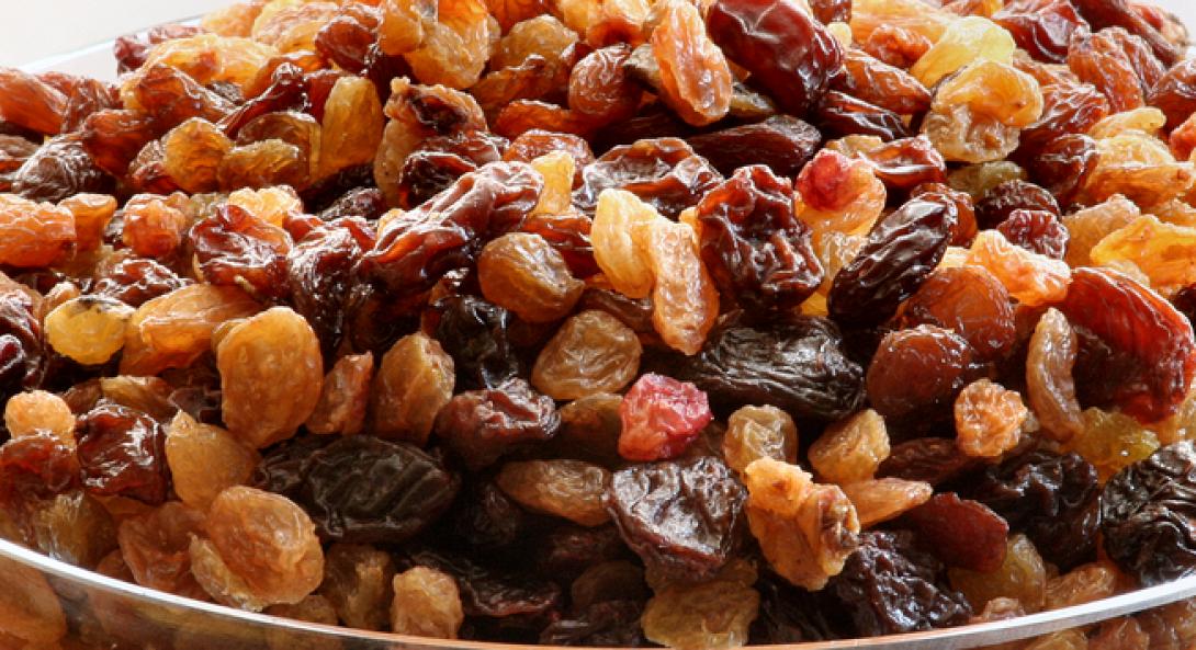 Τερηδόνα: Καταπολεμήστε τη με...σταφίδες!