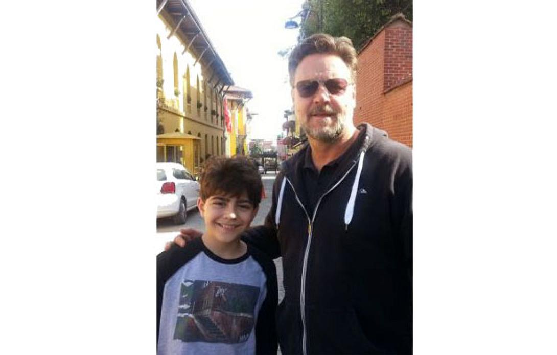 11χρονο Ελληνόπουλο, συμπρωταγωνιστής του Ράσελ Κρόου!