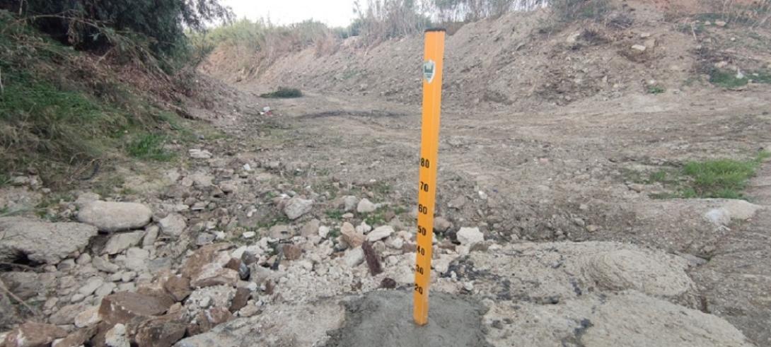 μεταλλική ράβδος