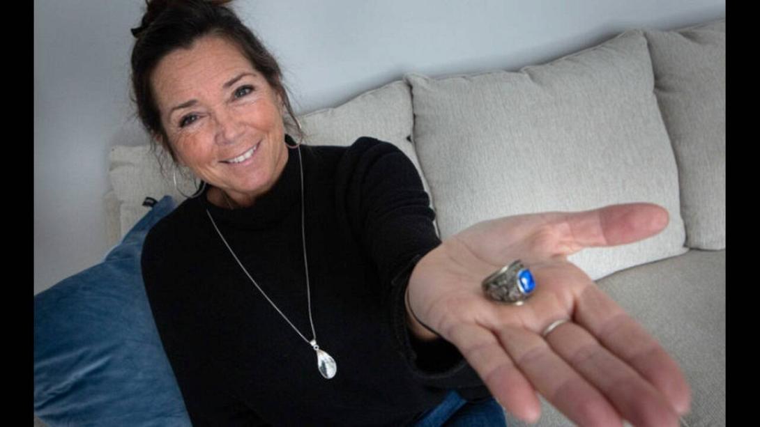 Βρήκε το δαχτυλίδι 50 χρόνια μετά