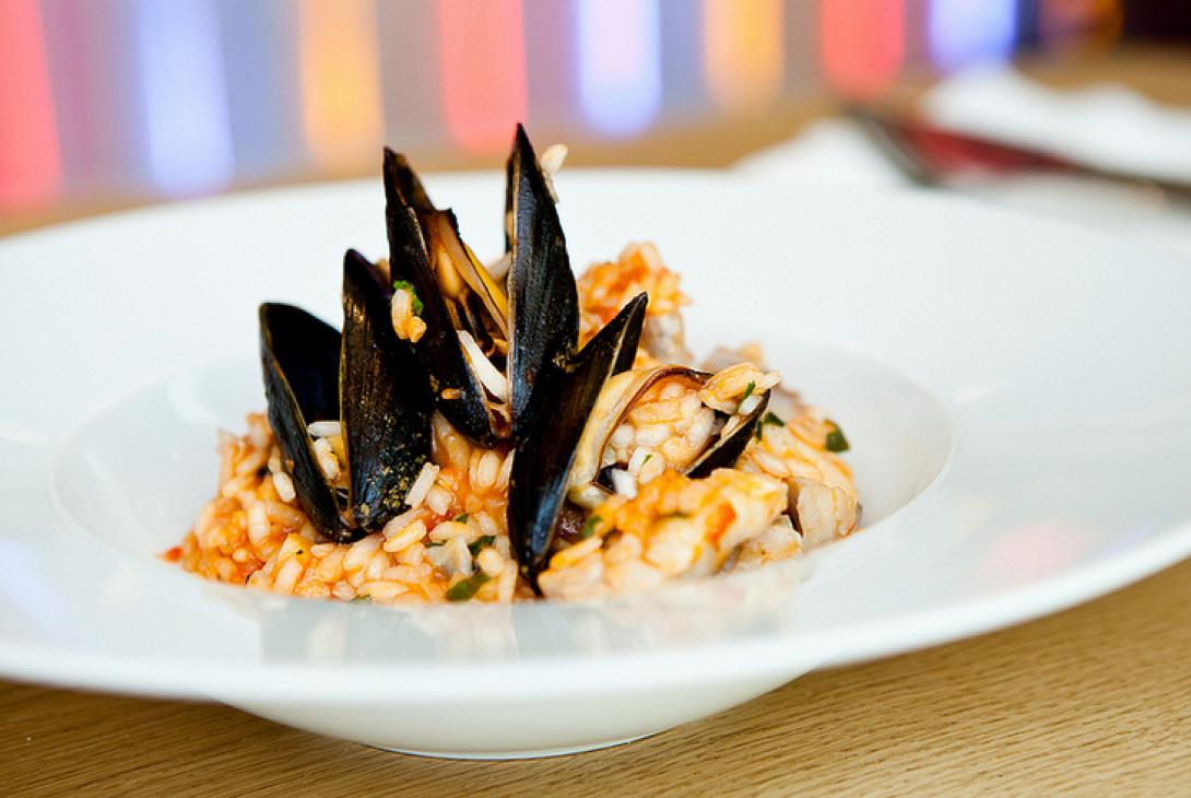 Μύδια πιλάφι