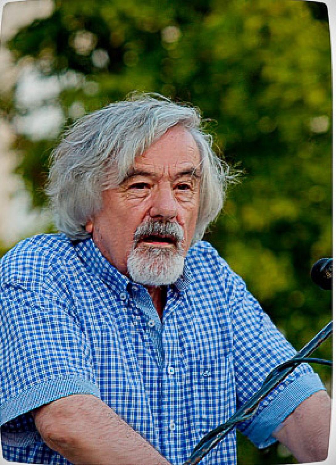 Παραιτήσεις για την αναγόρευση Ρίχτερ ζητά πανεπιστημιακός