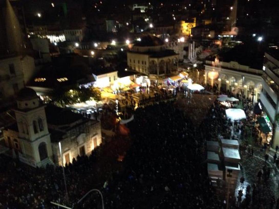 Πολυπληθείς συγκεντρώσεις κι επεισόδια για τον Νίκο Ρωμανό