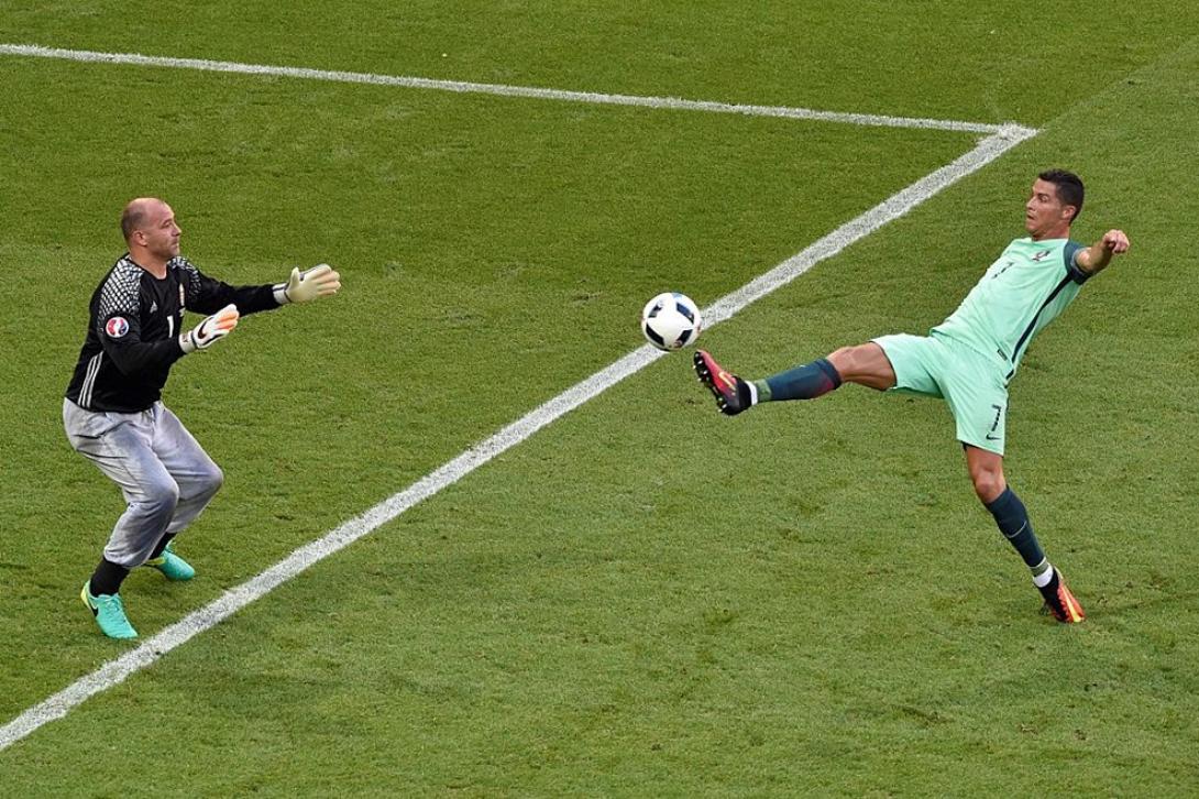 ronalfdo_goal.jpg