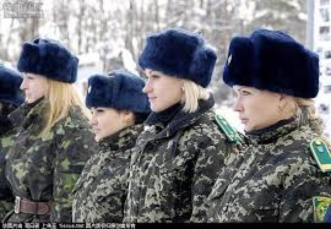 "Γυναικεία υπόθεση" θέλουν το στρατό στη Μόσχα