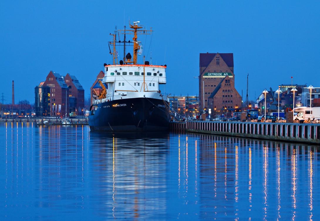 λιμανι ροστοκ