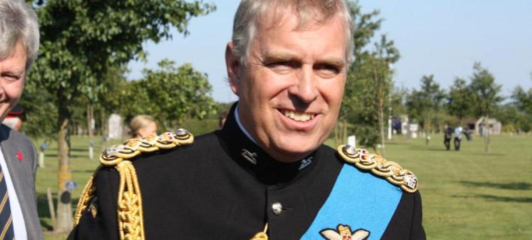 Το "ροζ" σκάνδαλο που αναστατώνει το Μπάκινγχαμ