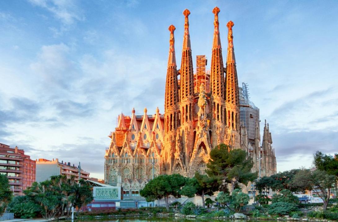 sagrada_familia.jpg