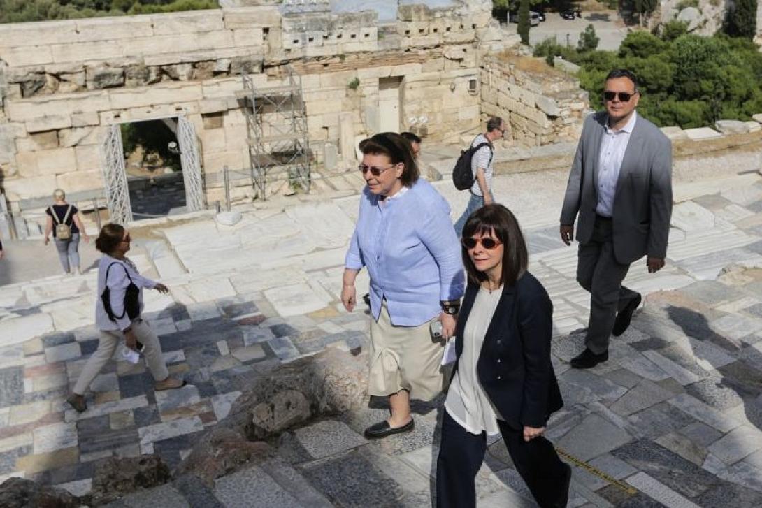 Σακελλαροπούλου 