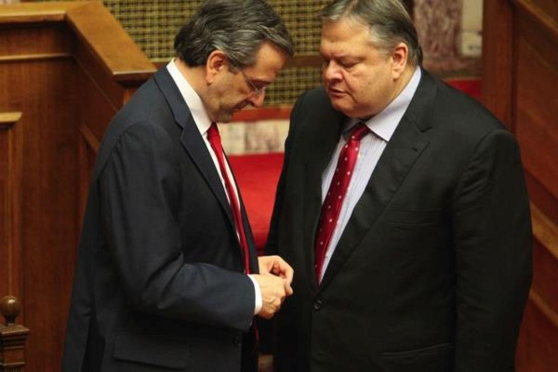 Σε εξέλιξη η συνάντηση Σαμαρά -  Βενιζέλου παρουσία του Γκ. Χαρδούβελη