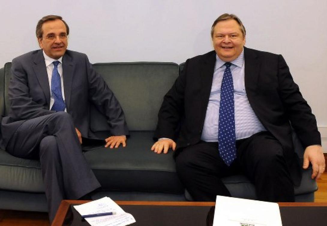 Νέα συνάντηση Σαμαρά - Βενιζέλου την Τετάρτη