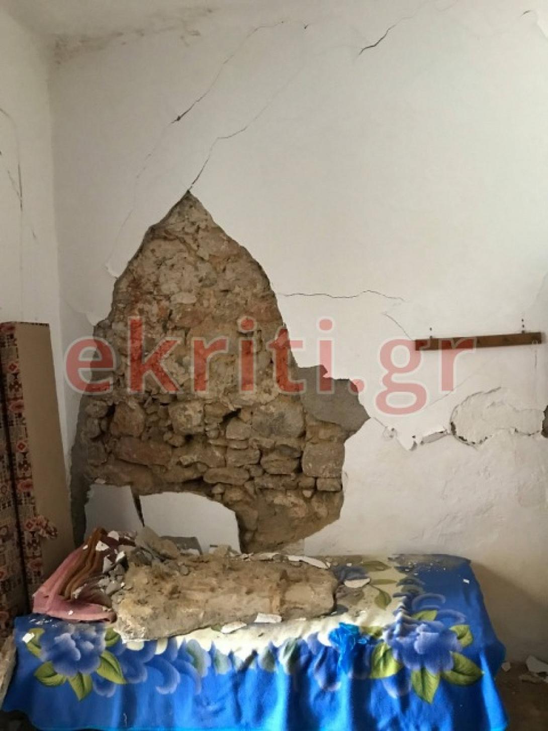 Σοβαρές ζημιές στο χωριό Σαμπάς από τον σεισμό