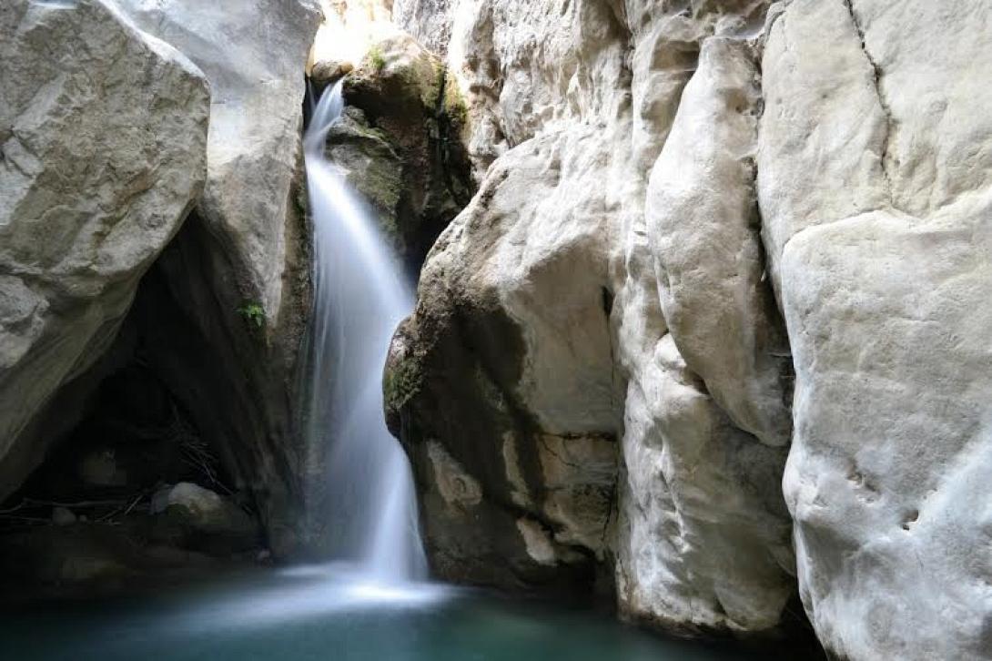 φαράγγι σαρακίνας