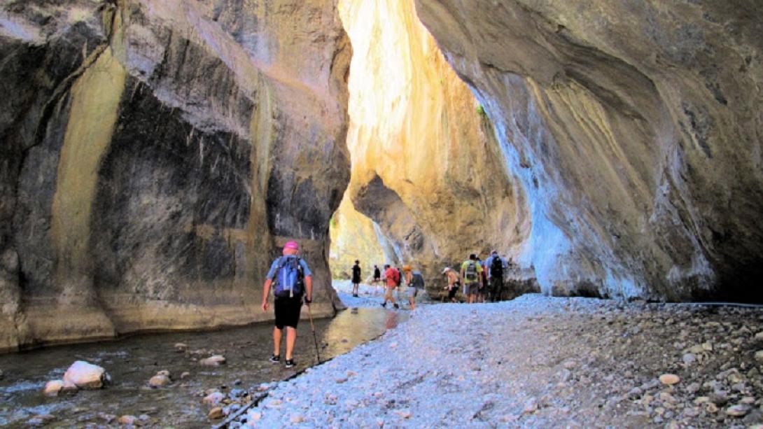 Φαράγγι Σαρακίνας