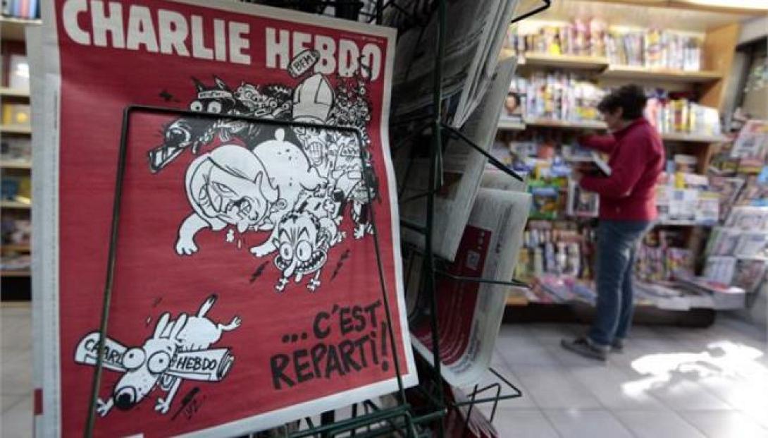 Τι είπε ο Γιάνης Βαρουφάκης στη Charlie Hebdo για τη λιτότητα και τις ... βδέλλες