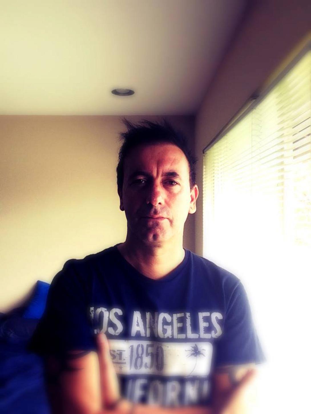 Ο μουσικός της ροκ από το Ηράκλειο με διεθνή αναγνώριση