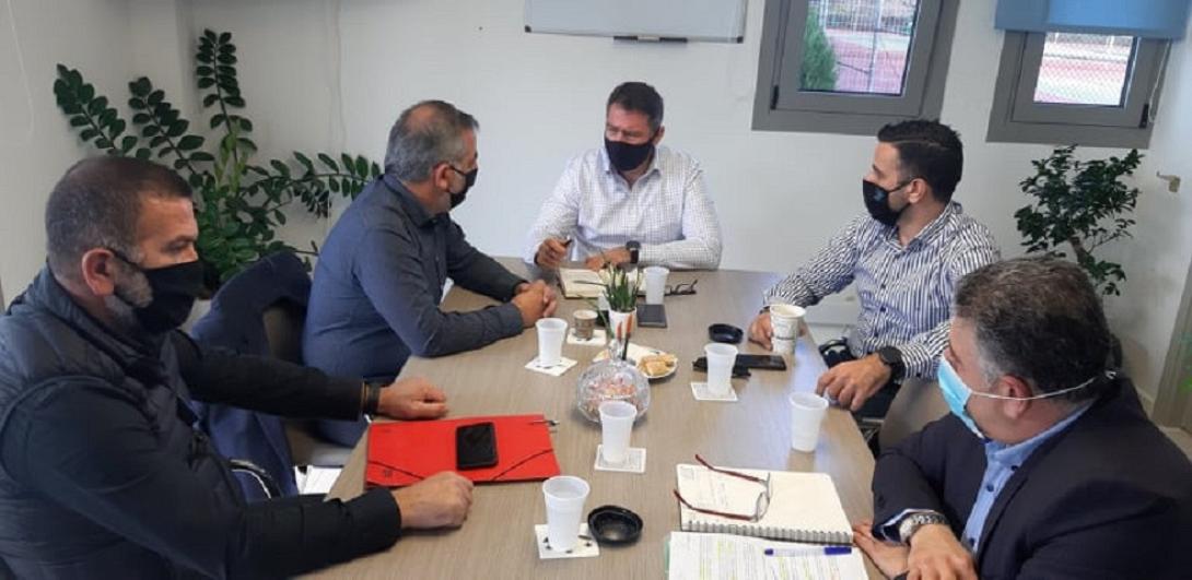 Σέγκος - Στεφανάκης