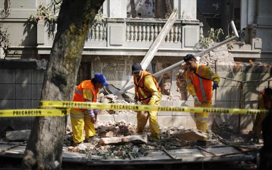 Δύο νεκροί μέχρι στιγμής από το ισχυρό σεισμό στο Μεξικό
