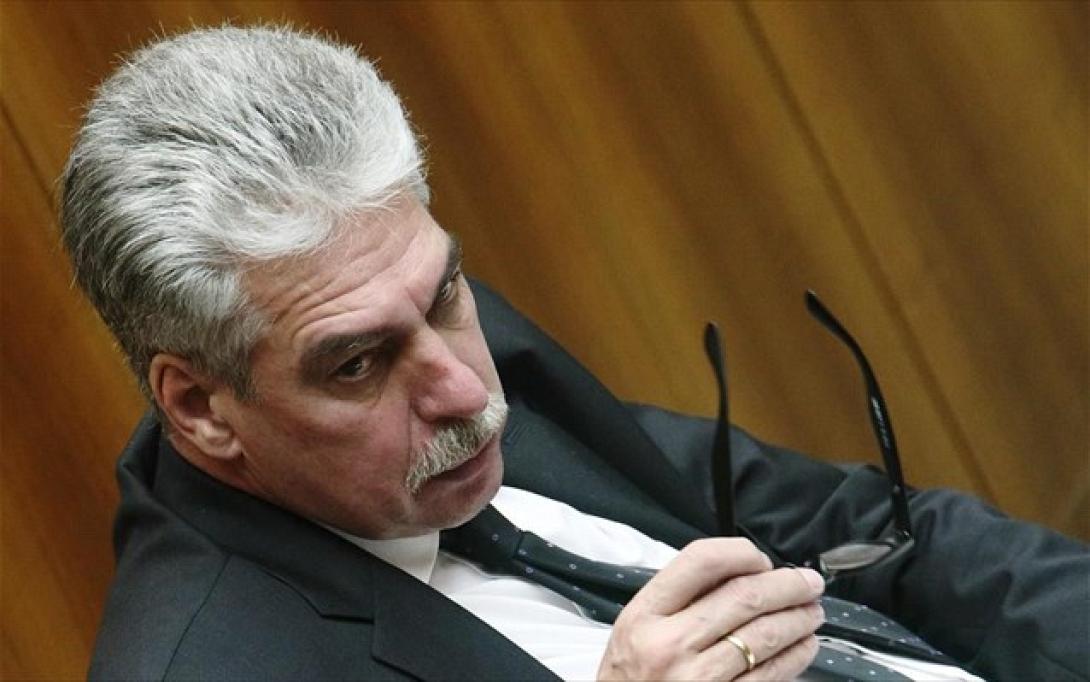 "Η νέα ελληνική κυβέρνηση δεν θα μπορέσει να τηρήσει τις υποσχέσεις της λόγω έλλειψης πόρων"