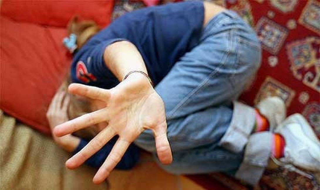 Αττική: "Νοίκιασε" την 11χρονη ανηψιά του σε φίλο του