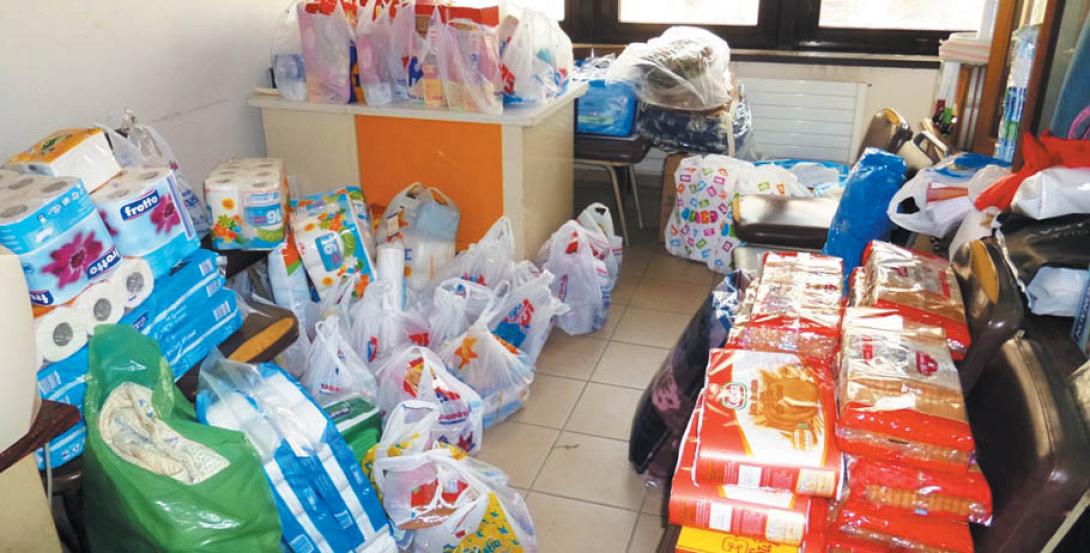 Συγκεντρώνουν τρόφιμα και είδη πρώτης ανάγκης στην αίθουσα Ανδρόγεω