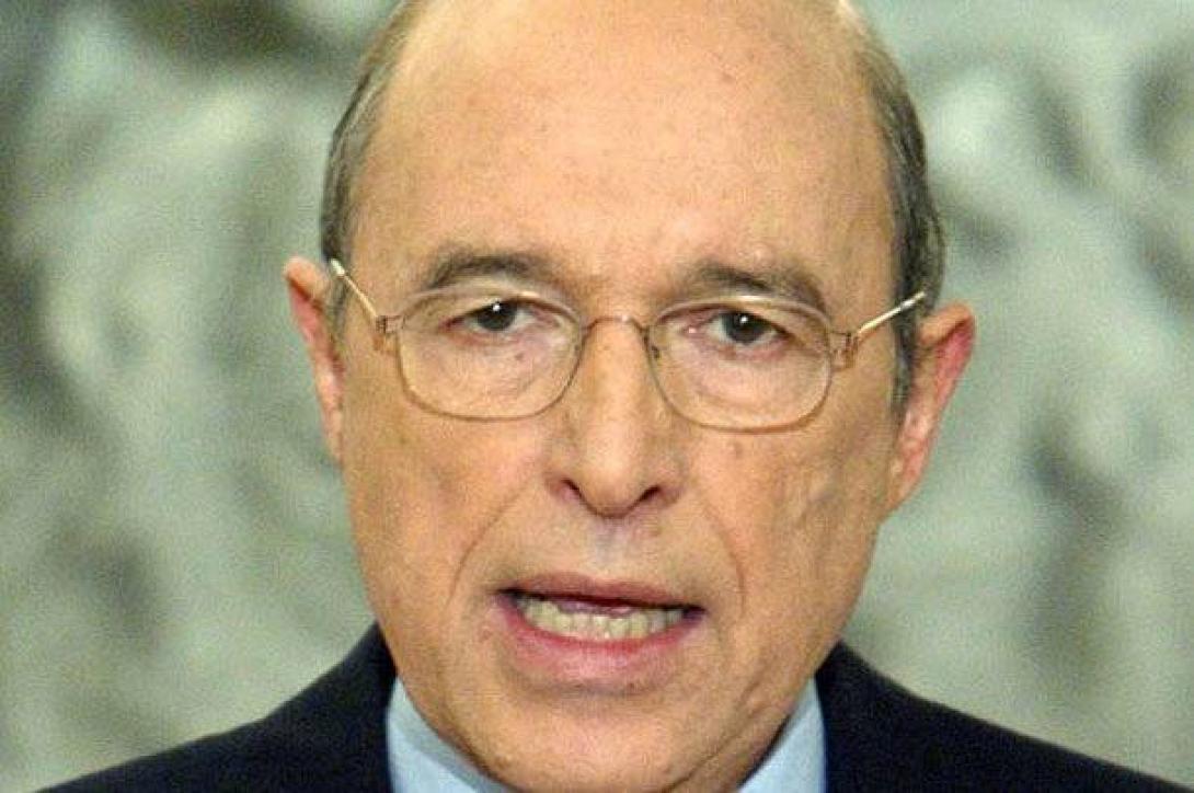 Συμφώνησε και ο Σημίτης για τον Χαρδούβελη