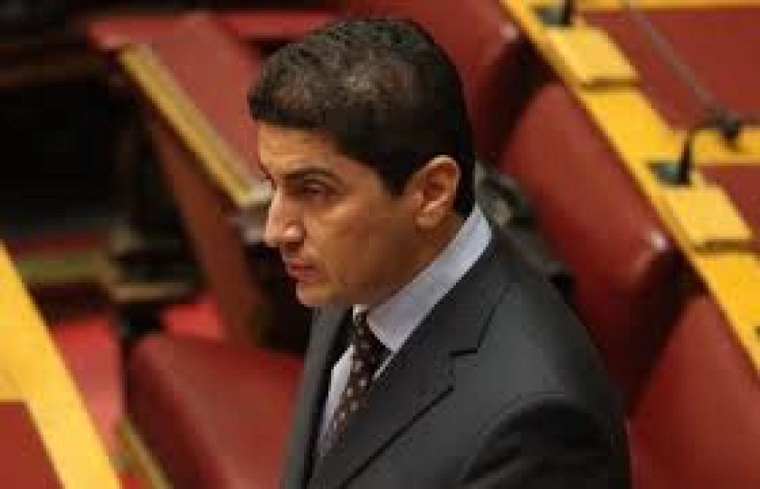 Συνάντηση με τον υπουργό Αγροτικής Ανάπτυξης και την ΟΑΣΝΗ, ζητά ο Λ. Αυγενάκης