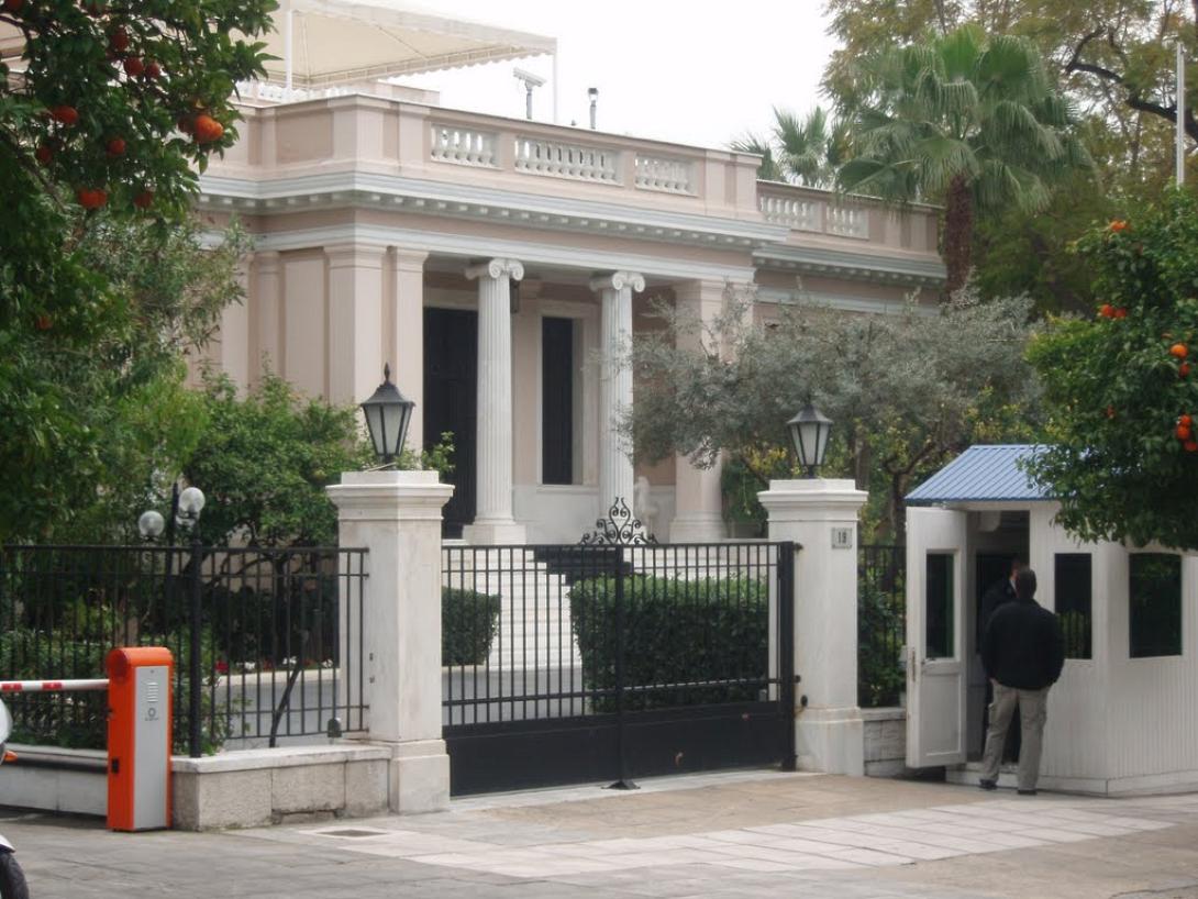 Συνάντηση Τσίπρα με τον πρεσβευτή των ΗΠΑ στο Μέγαρο Μαξίμου