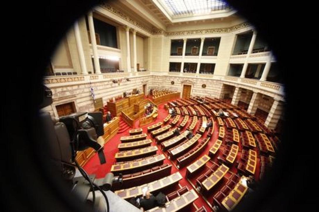 8 χρόνια πρωθυπουργική θητεία και εκλογή Προέδρου της Δημοκρατίας από το λαό, προτείνει η ΝΔ