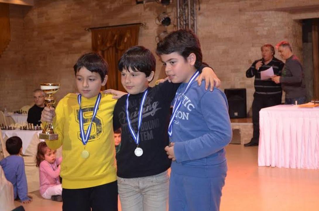 Σάρωσαν στο Ηράκλειο οι σκακιστές του ΟΦΗ