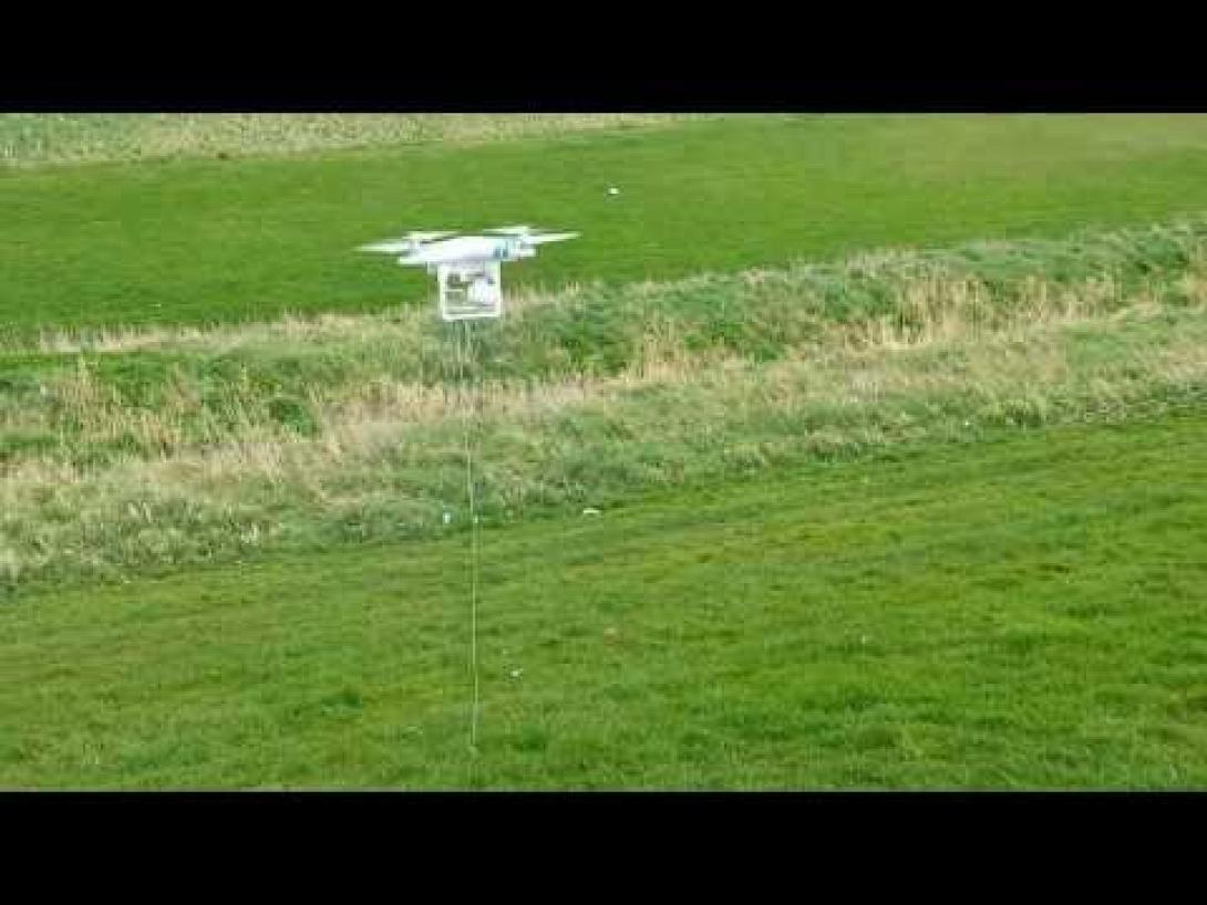 Ο ιπτάμενος οδοντίατρος: Ελικόπτερο, τραβάει δόντι που κουνάει!