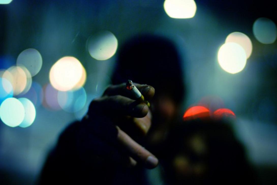 Θα σας πείραζε να μην καπνίσω;