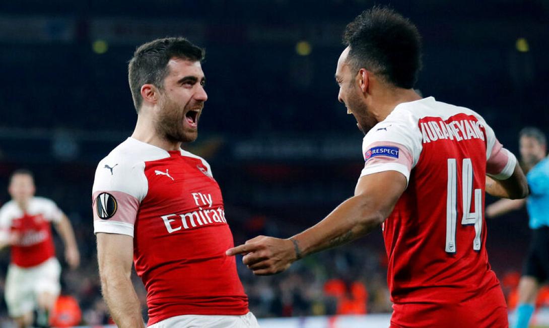 O Σωκράτης Παπασταθόπουλος.jpg