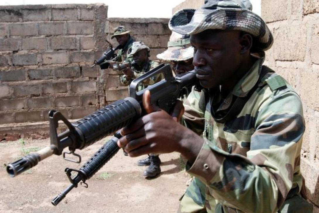 Kenyan armed forces.jpg