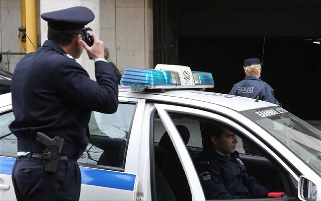 Πρώην αστυνομικός σε σπείρα με απάτες