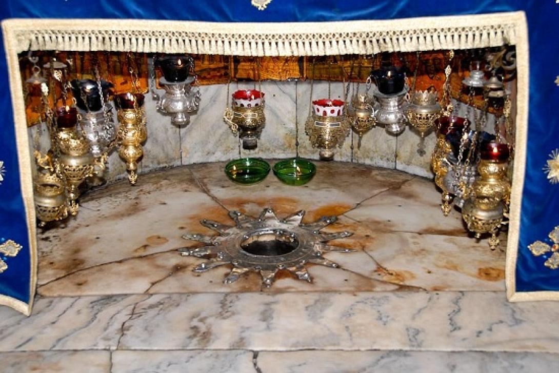 Φωτιά στο Σπήλαιο της Γέννησης στη Βηθλεέμ