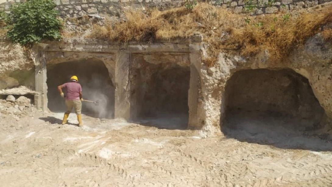 Σπηλιές Χρυσοπηγής