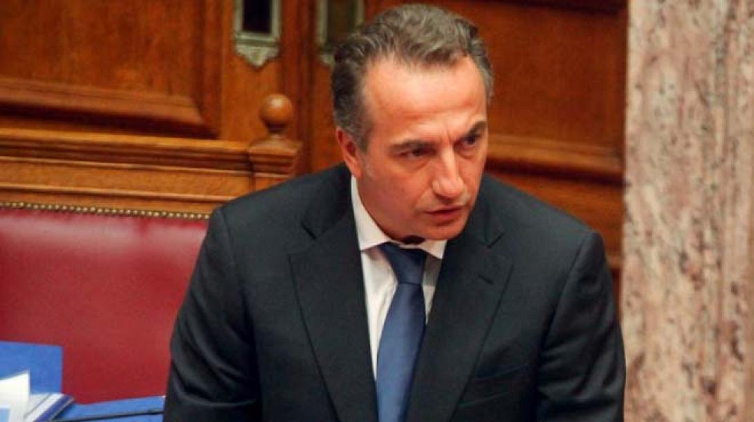 Σ.Καλαφάτης: «Στρατηγική επιλογή για την Ελλάδα η απλοποίηση στην αδειοδότηση των επιχειρήσεων»