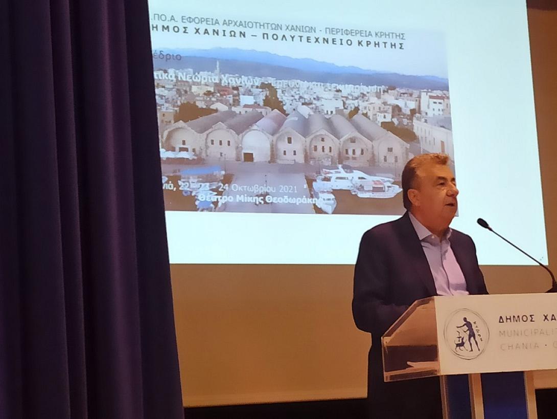 Σταύρος Αρναουτάκης