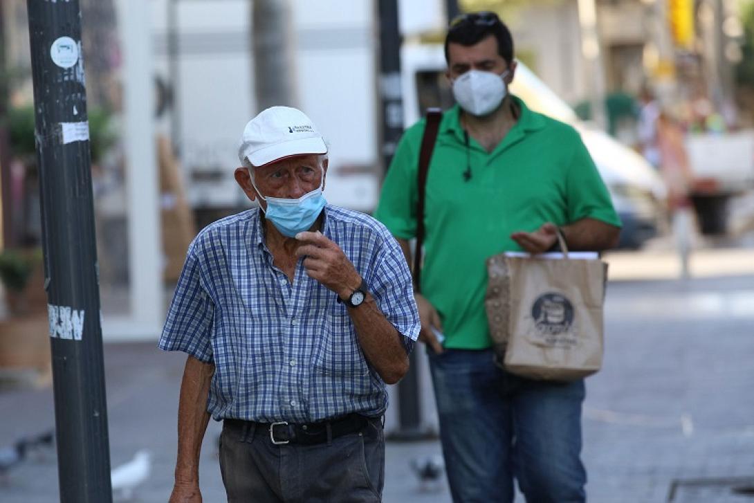 Η μάσκα απαραίτητη από σήμερα, παντού στο Ηράκλειο