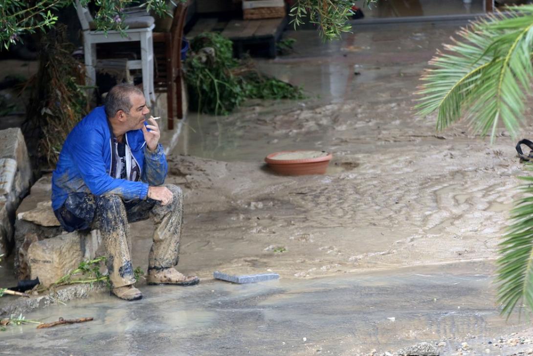 Καταστροφή, λάσπη και απόγνωση.