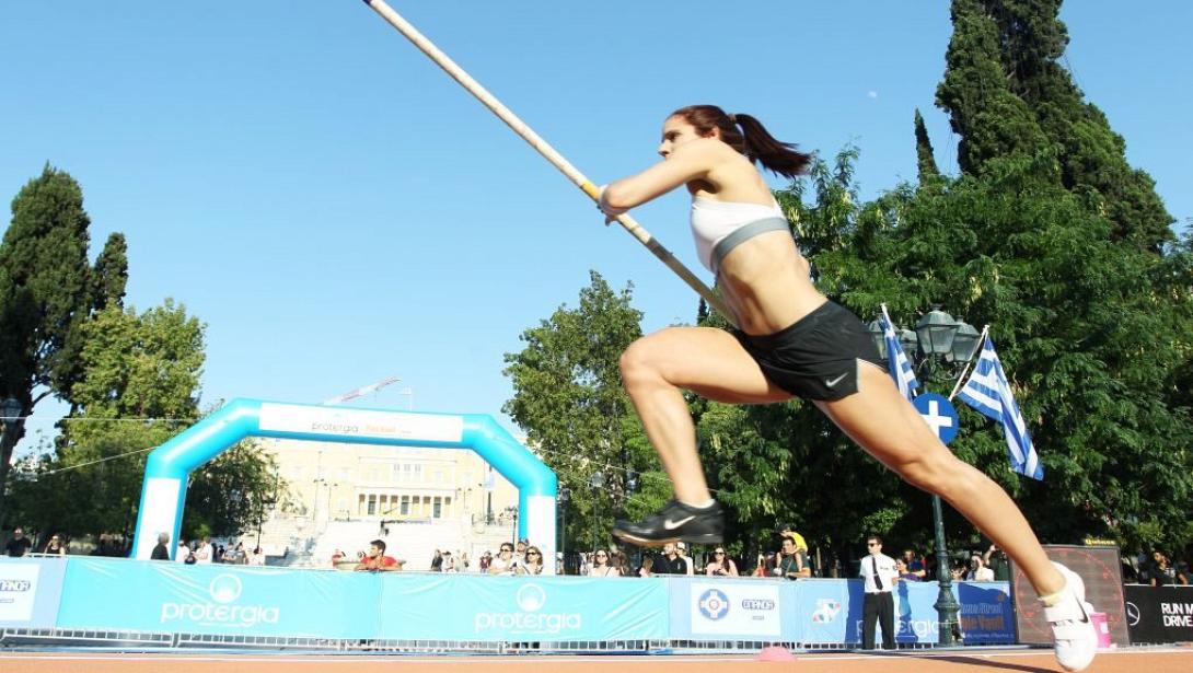 stefanidi_katerina_athens_pole_volt_2018-1021x576.jpg
