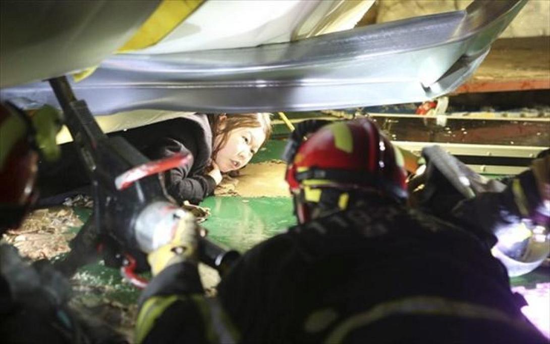 Δέκα νεκροί από κατάρρευση στέγης στη Νότιο Κορέα