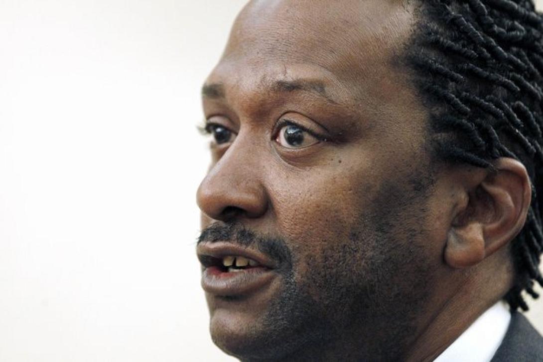 τζέιμς στερν