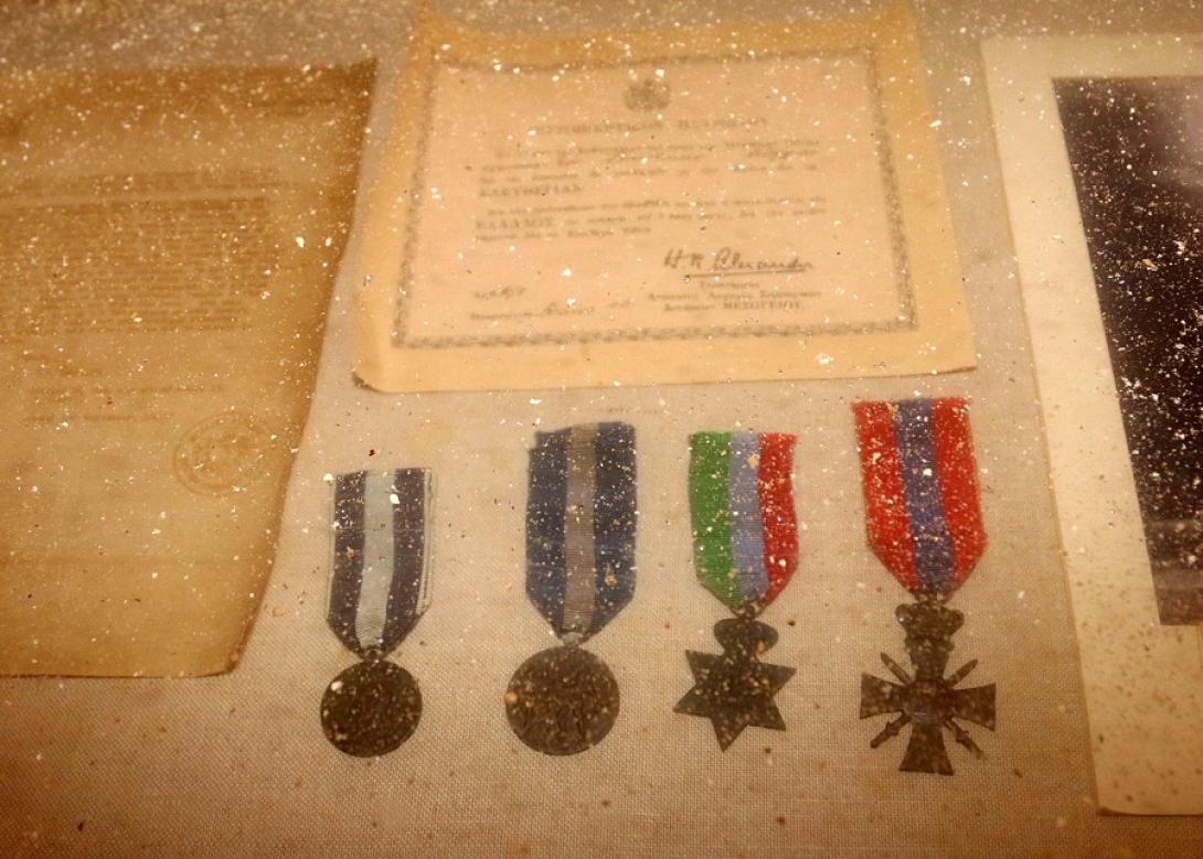 στοά μακάσι κειμήλια