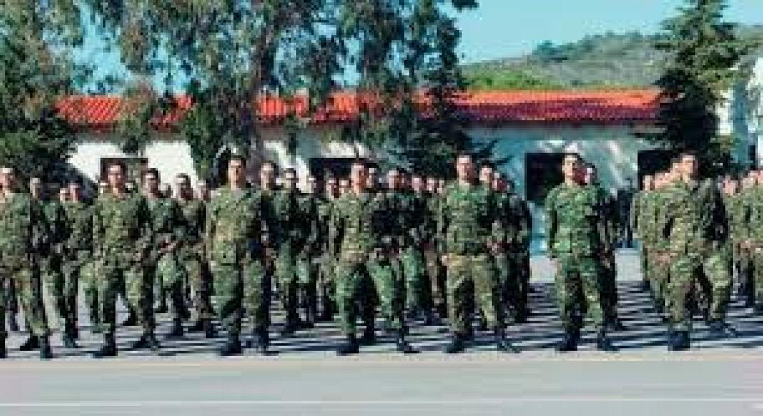 Απόπειρα εισβολής αγνώστων σε στρατόπεδα της Αττικής