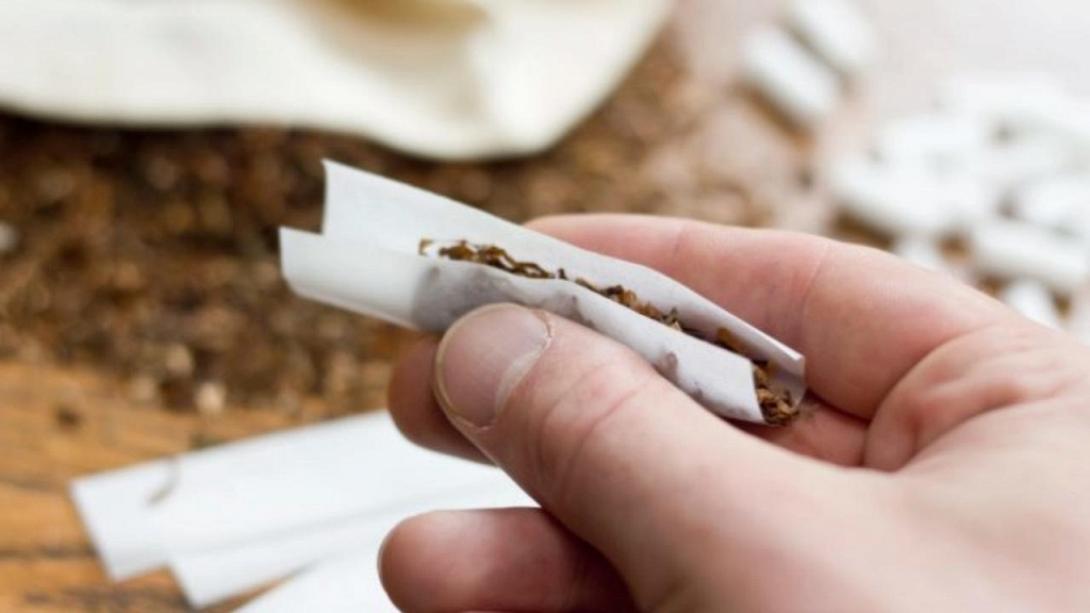 στριφτό τσιγάρο.jpg