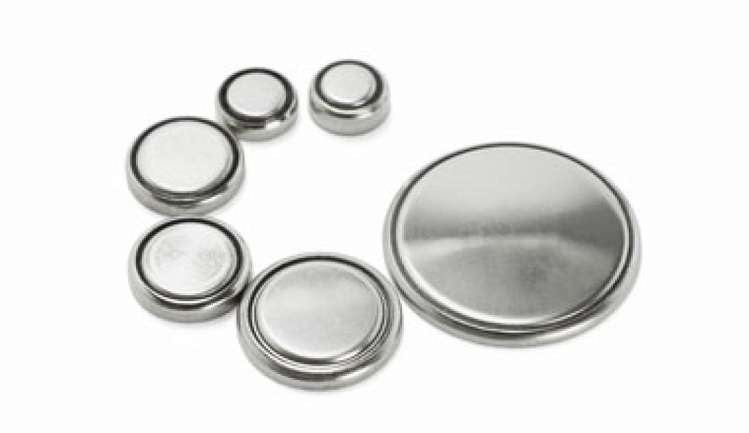 ΟΟΣΑ: Μπαταρίες- κουμπιά κρίνονται ακατάλληλες για μικρά παιδια